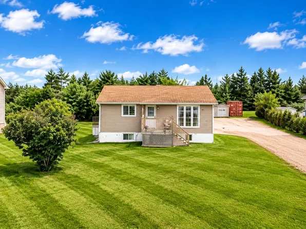 12 Ives Point Rd, Miscouche, PE C0B 1T0