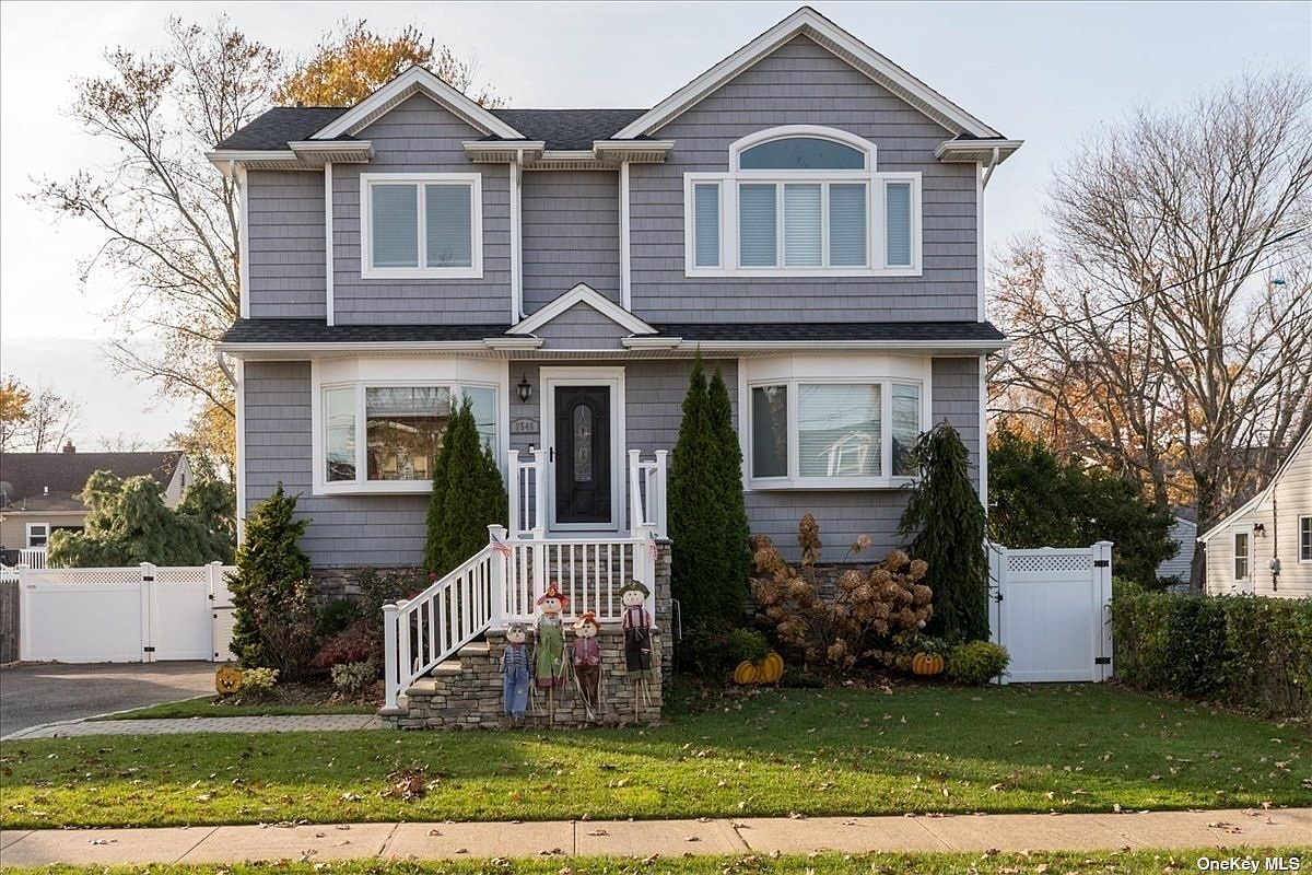 2546 Woodland Avenue, Wantagh, NY 11793 Zillow