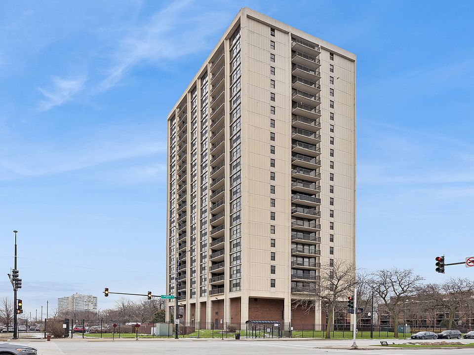 1st image of 2901 S Michigan Ave #808-9