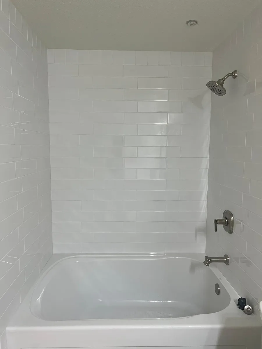 Building Photo - 5401 E Van Buren St #2066