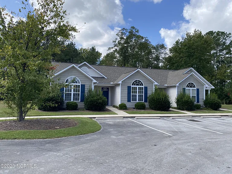 4225 Elizabeth Ave — Photo 24