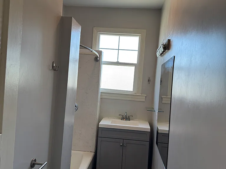 1572 Washington St #1 — Photo 14