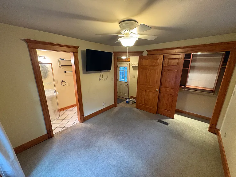 1761 N Franklin Pl — Photo 8
