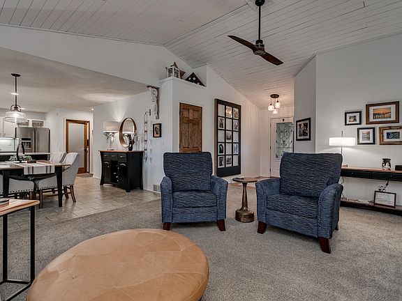 4th image of 30 Weatherstone Dr