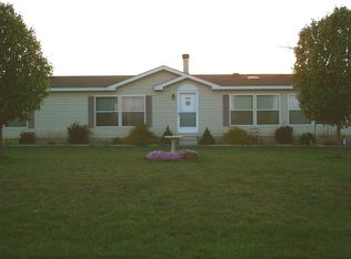 3365 Mullins Rd, Byrdstown, TN 38549