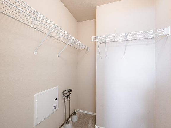 4th image of 1505 Corn Hill Ln