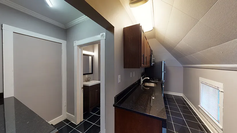 107 Comstock - 3 — Photo 4