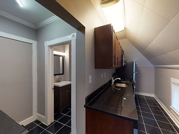 4th image of 107 Comstock Ave APT 3