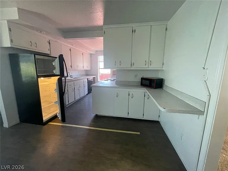 665 Brougher Ave — Photo 8