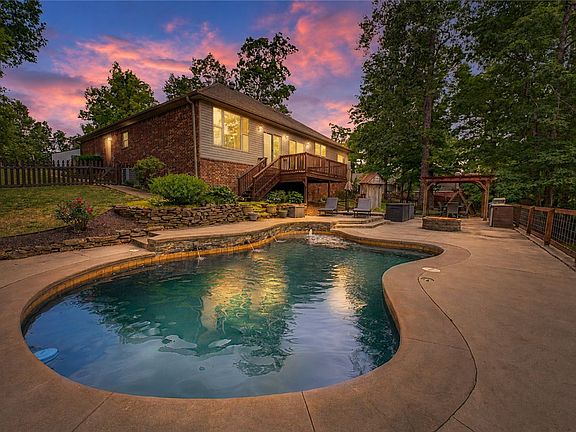 3rd image of 9537 Lori Ln