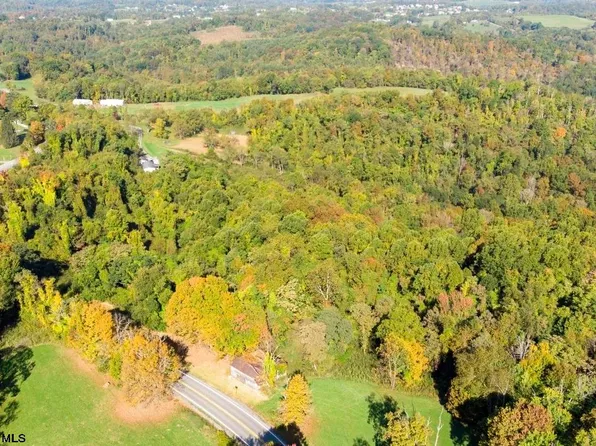 Beverly Pike, Grafton, WV 26354