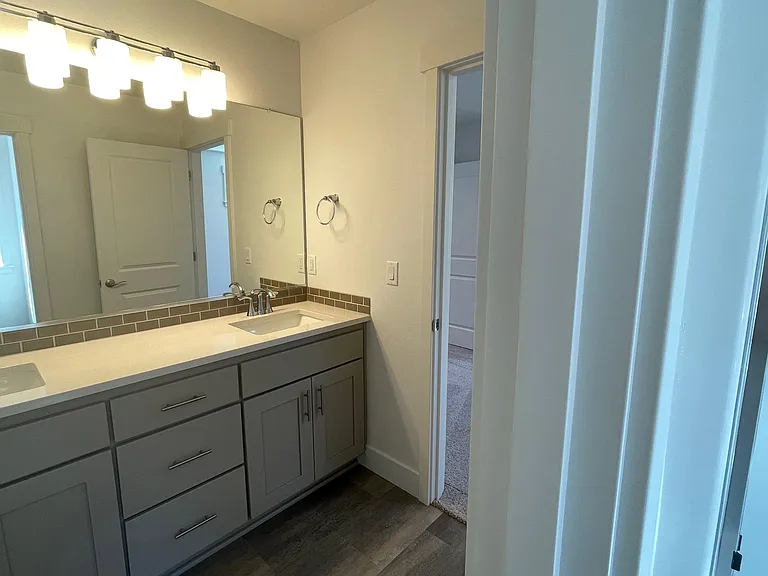 2552 Brackenfern Rd — Photo 28