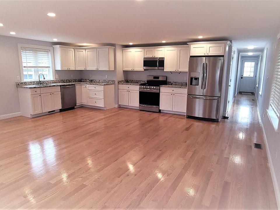 1st image of 23 South St #1