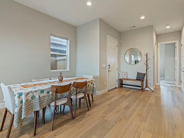2813 Thistle Pine Ct — Photo 7
