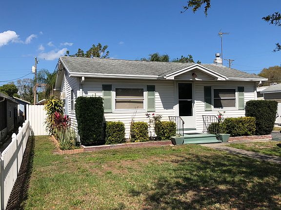 4th image of 3905 55th Ave N
