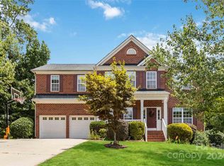 9705 Luckwood Ct, Mint Hill, NC 28227