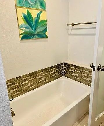 4th image of 250 Haas Ave