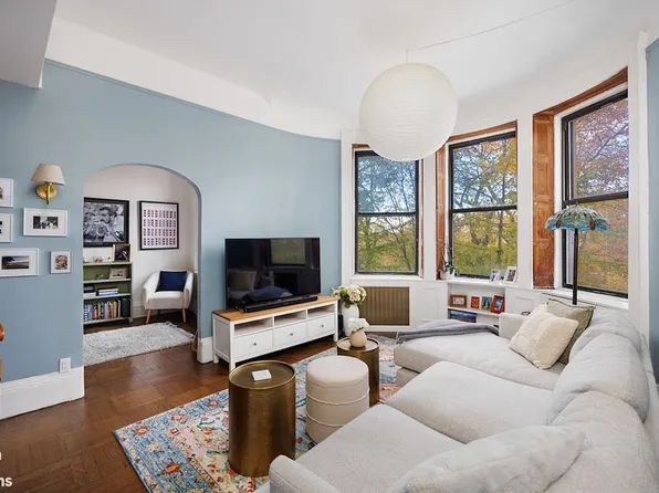 292 Riverside Dr #3A, New York, NY 10025