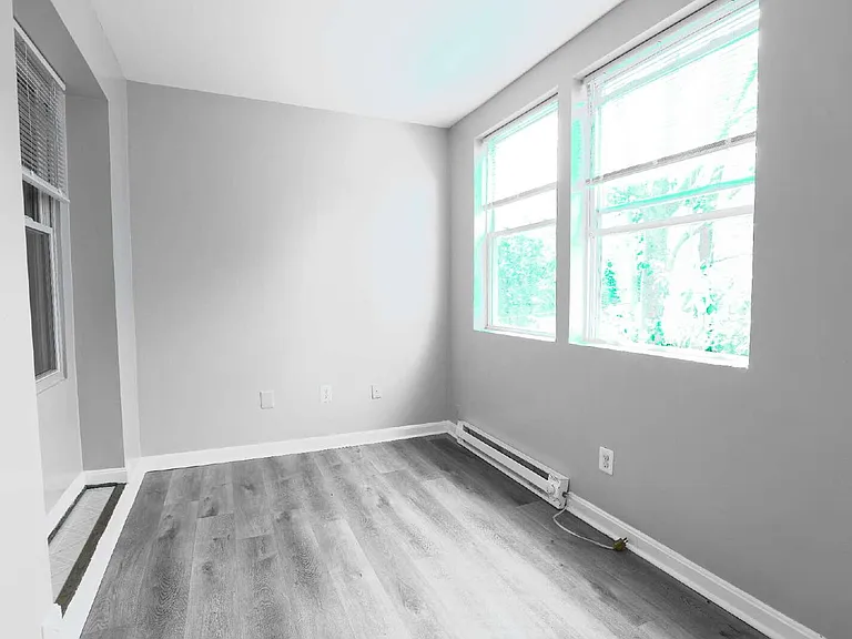 1633 E St NE #3 — Photo 13