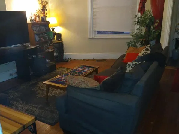 3315 Cresson St, Philadelphia, PA 19129