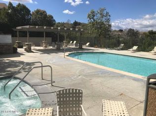 528 Yarrow Dr, Simi Valley, CA 93065