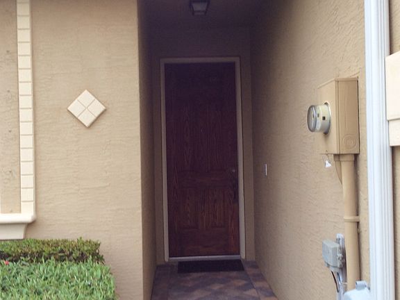 2nd image of 6435 Oxford Cir