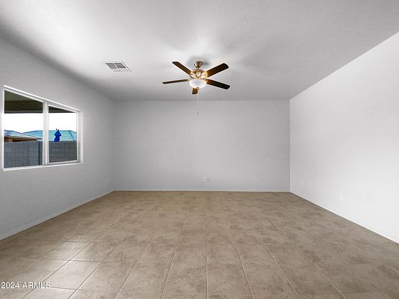4th image of 43691 W YUCCA Lane
