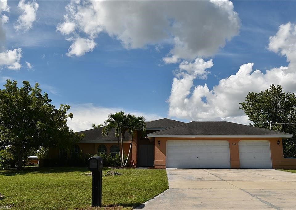 1st image of 313 SW 43rd Ln