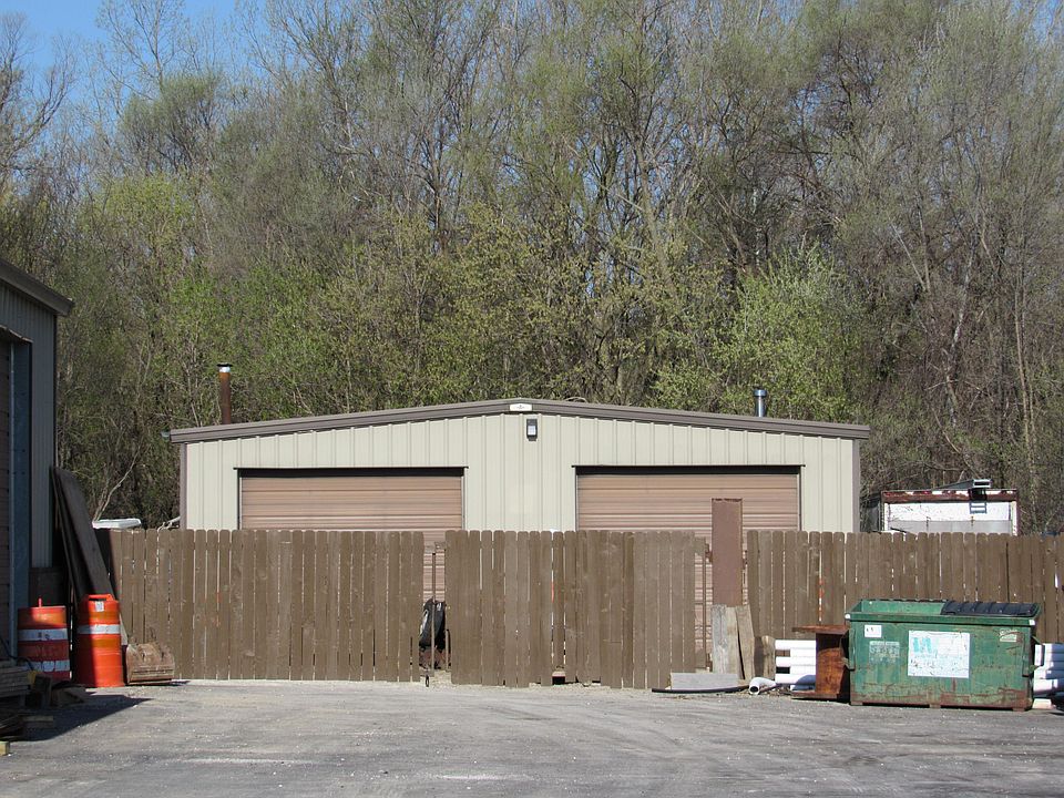 2nd image of 8861 S 27th St