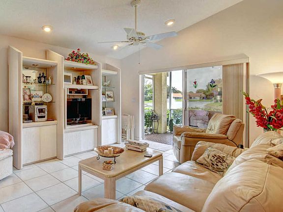4th image of 5081 Alencia Ct