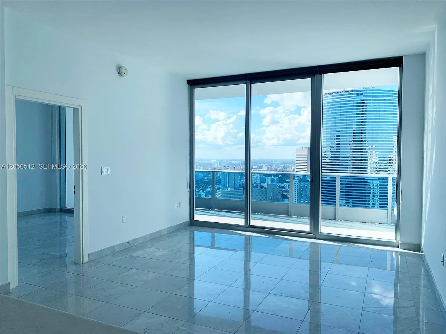 1 bed, 1.5 bath, 850 sqft, $3,675 — Photo 2