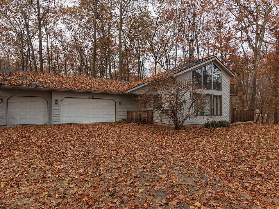 1st image of 10496 Woodlawn Dr