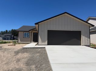 201 N Birch St, Tieton, WA 98947
