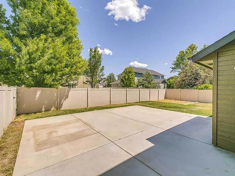 3864 S Picasso Ave — Photo 4