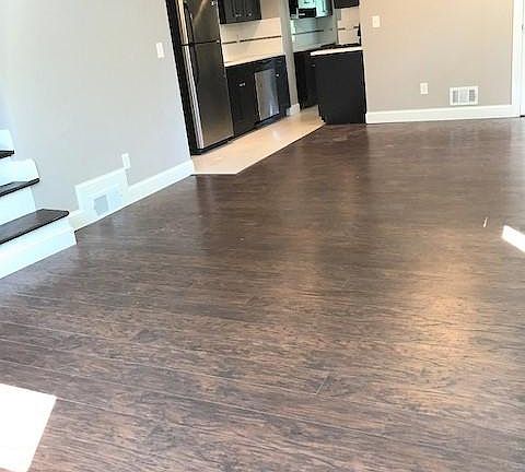 Living room-dining room-open/airy