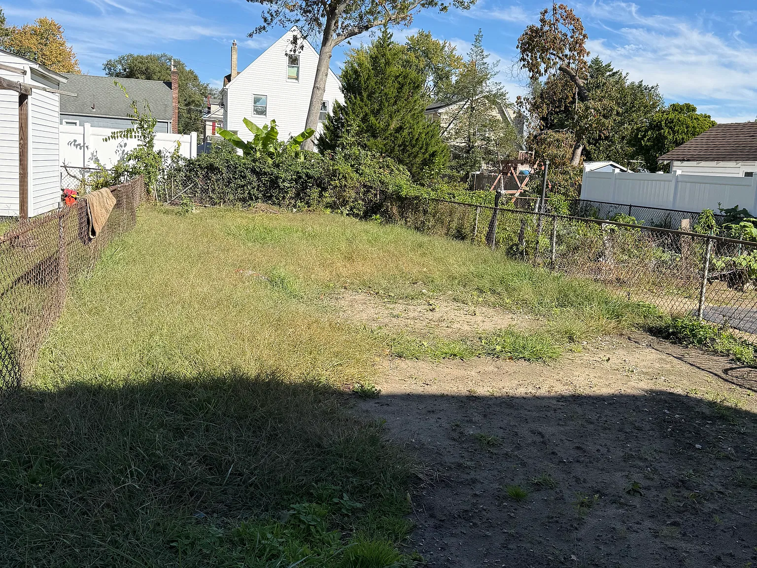 3 bed, 1190 sqft, $2,300 — Photo 4