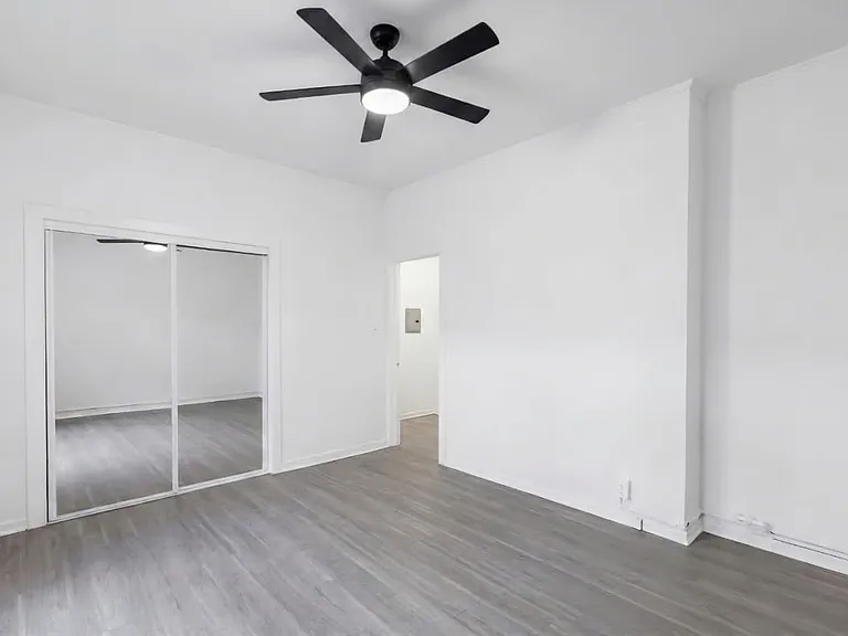 2622 S Brighton Ave #12-1/2 — Photo 10