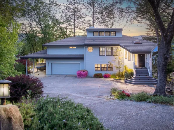 19670 Explorer Dr, Penn Valley, CA 95946