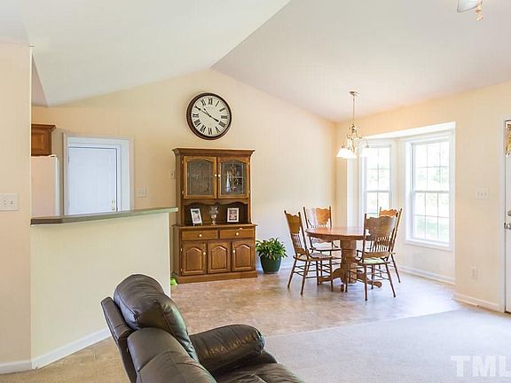 3rd image of 3642 Ashton Glen Ln