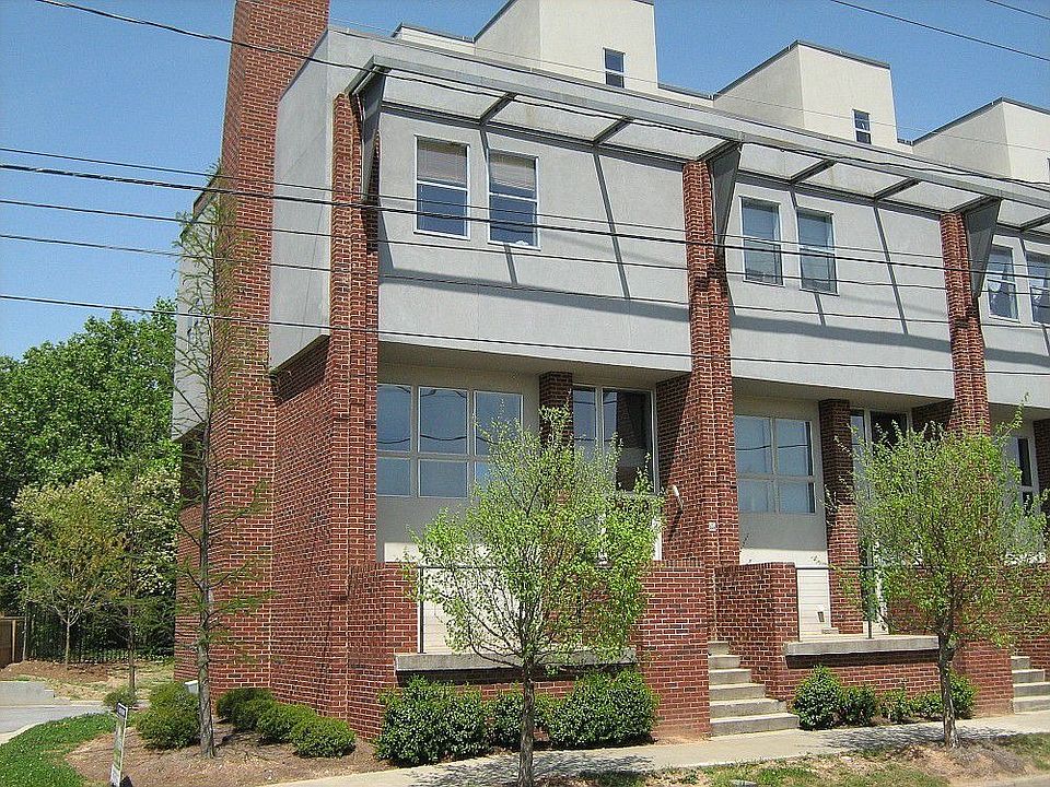 Beautiful 3-story modern townhome in historic Inman Park!