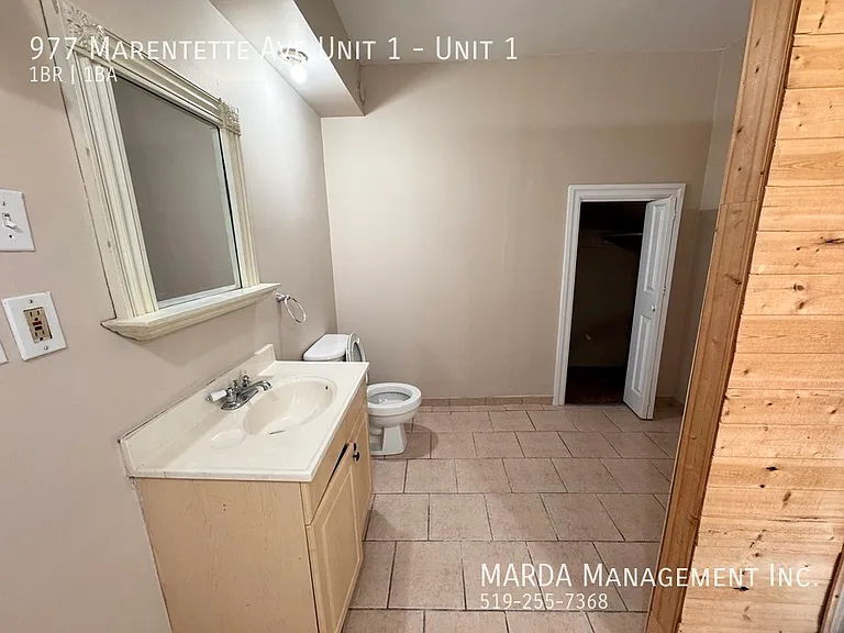 977 Marentette Ave #1 — Photo 22