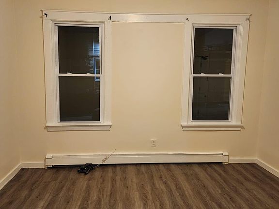 4th image of 1123 Grove St #1R