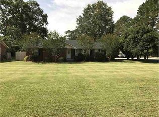 1148 Second Loop Rd, Florence, SC 29505