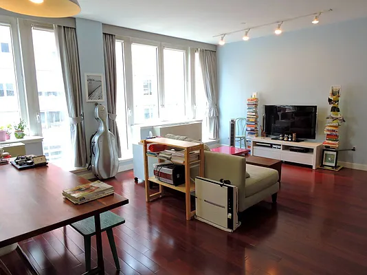 Rented by Yoon Realty Group | media 22