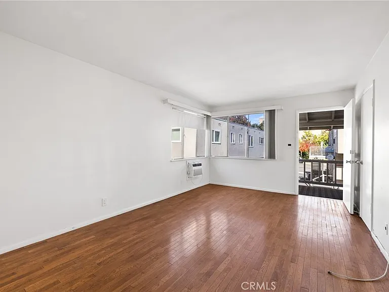 1124 Cordova St #2 — Photo 8
