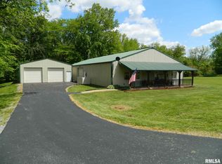 17126 Wall Rd, West Frankfort, IL 62896