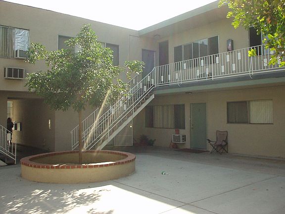 5th image of 390 N Cerritos Ave APT 7