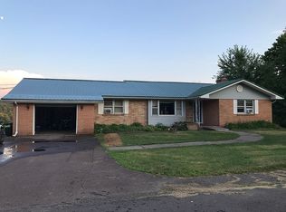 53 Plantation Rd, Wapwallopen, PA 18660