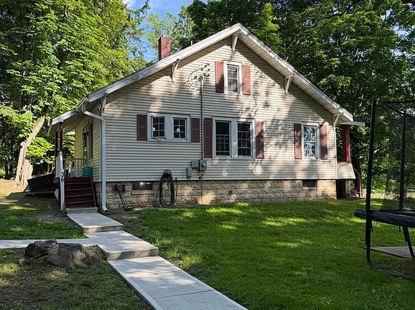 36 Evergreen Ave, Poughkeepsie, NY 12601