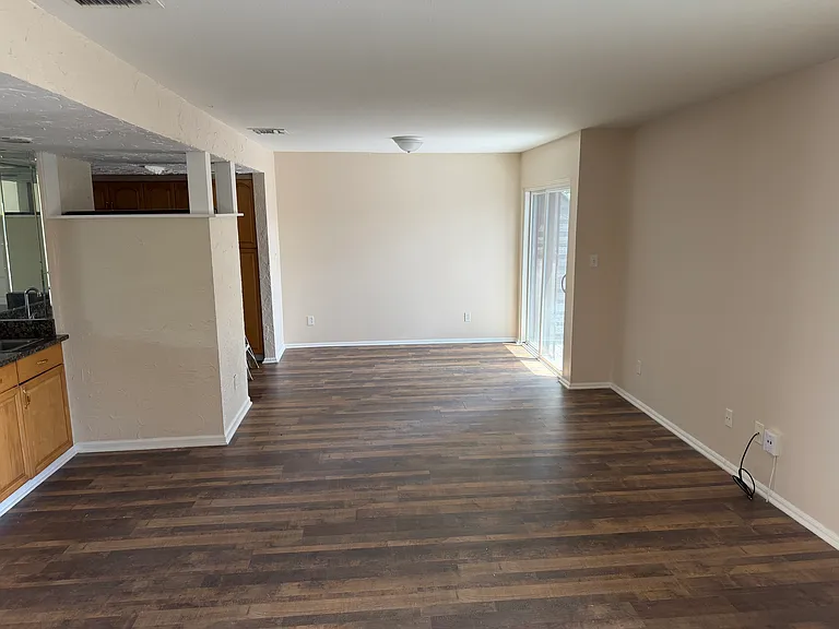 2421 Dove Pl #2421 — Photo 16